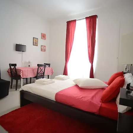 Casa Petrarca Panzió Torino