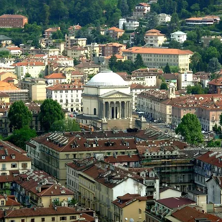Casa Petrarca Panzió Torino