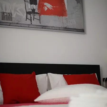 Nocleg ze śniadaniem Casa Petrarca 2*